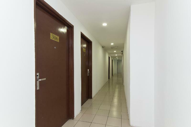 Oyo 280 Hotel Dragon Inn Kuala Lumpur Exterior photo