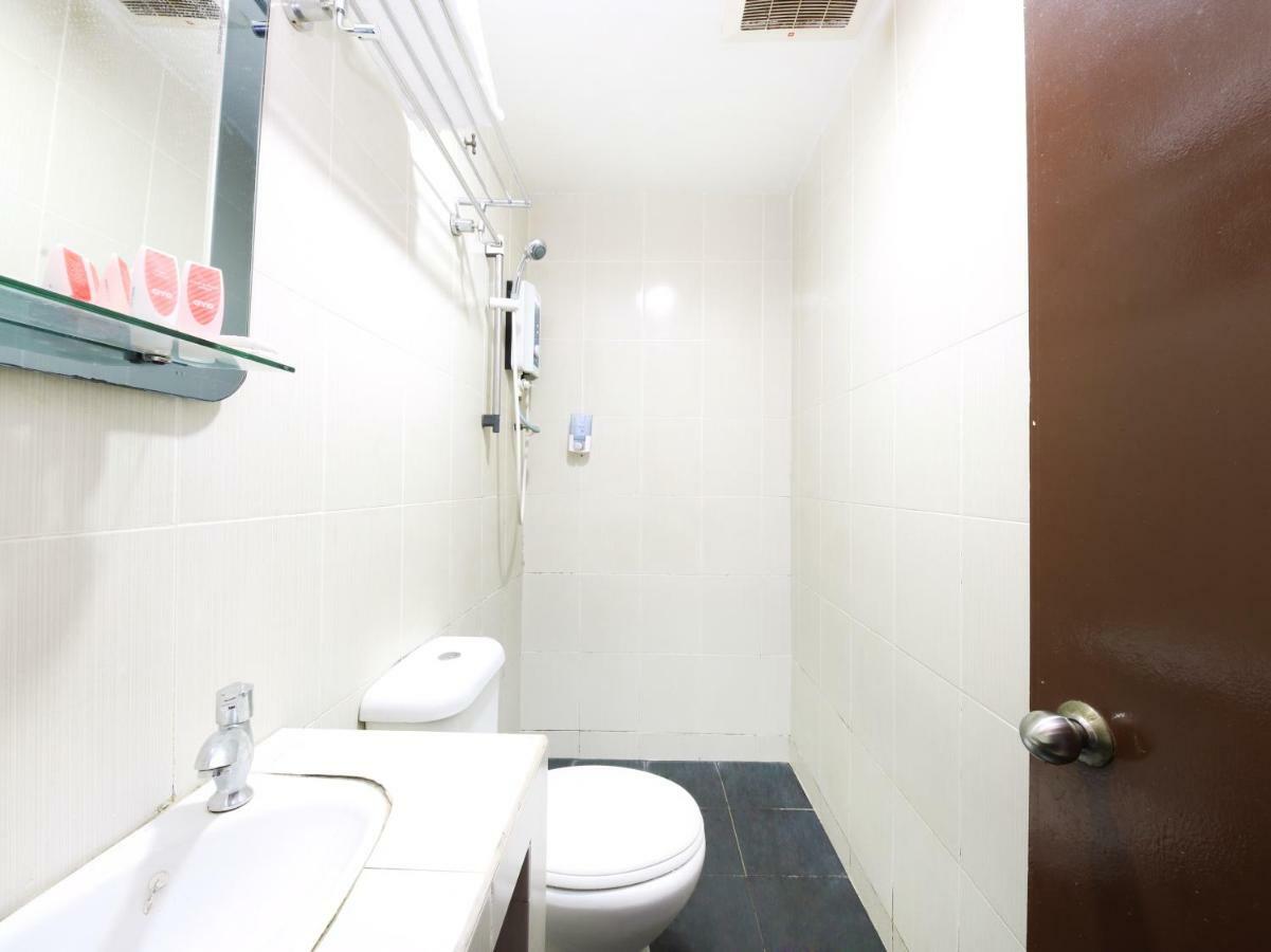 Oyo 280 Hotel Dragon Inn Kuala Lumpur Exterior photo